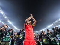 开云体育在线-力挽狂澜！球员们在比赛中奋勇拼搏