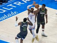 开云平台-骑士开局未捷，森林狼禁区进攻全面开花的简单介绍