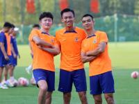 开云下载-比赛前夕教练组全力备战，调整战术策略