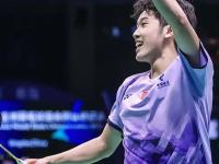 开云体育中国-硬汉风采！球员奋力拼搏为球队争取胜利