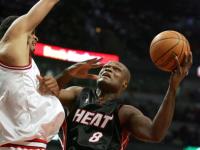 开云APP-包含公牛主场战胜活塞，沃克表现全面砍下25分的词条