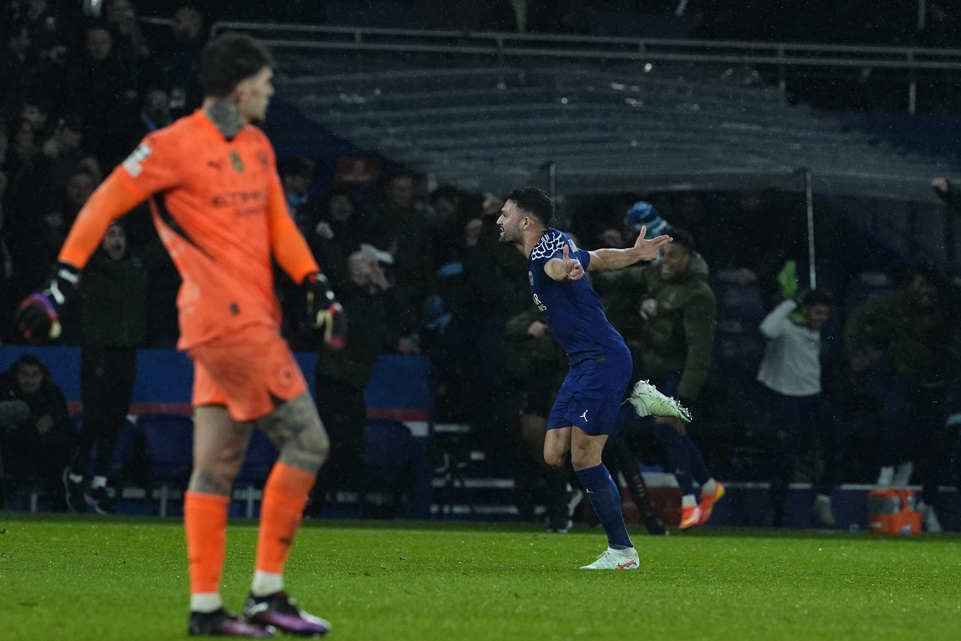 关于巴黎圣日耳曼再胜对手,巅峰之势不可阻挡的信息 关于巴黎圣日耳曼再胜对手,巅峰之势不可阻挡的信息