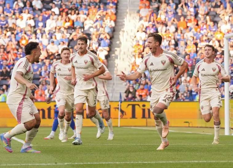 世俱杯赛事持续激烈,强队势必脱颖而出的简单介绍 世俱杯赛事持续激烈,强队势必脱颖而出的简单介绍