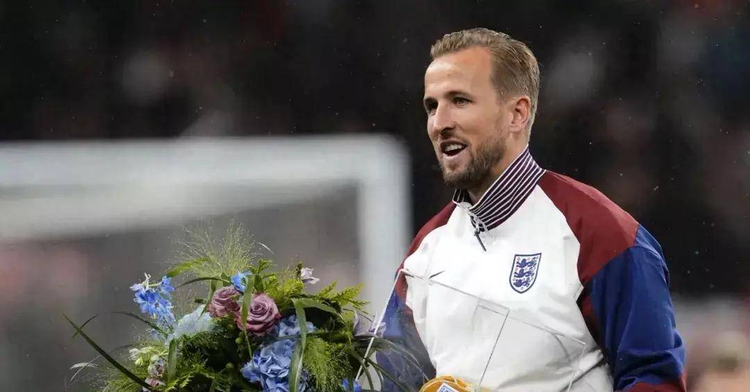 伯恩利临时主帅收获首胜，球员士气大振