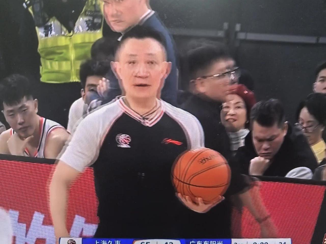 都灵在客场惨败,调整阵容战术的简单介绍 都灵在客场惨败,调整阵容战术的简单介绍