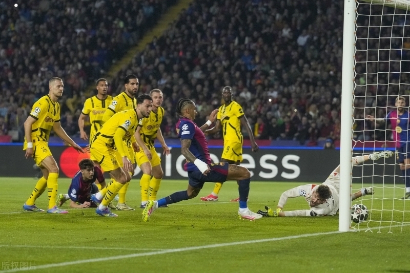 拉齐奥轻松击败对手,势不可挡 拉齐奥轻松击败对手,势不可挡