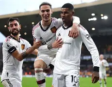 包含威尔士豪取连胜,轻松晋级欧冠淘汰赛的词条 包含威尔士豪取连胜,轻松晋级欧冠淘汰赛的词条