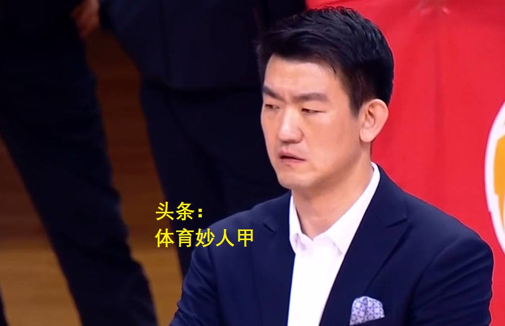 硬汉风采!球员奋力拼搏为球队争取胜利 硬汉风采!球员奋力拼搏为球队争取胜利