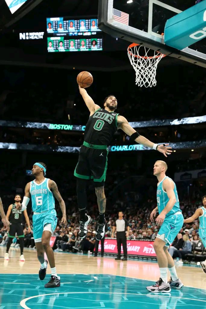 凯尔特人大胜黄蜂，布朗砍下30分