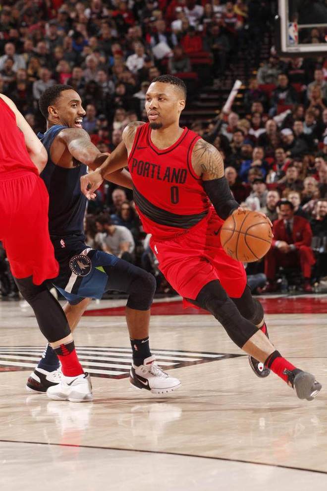 开拓者逆转骑士，取得连胜