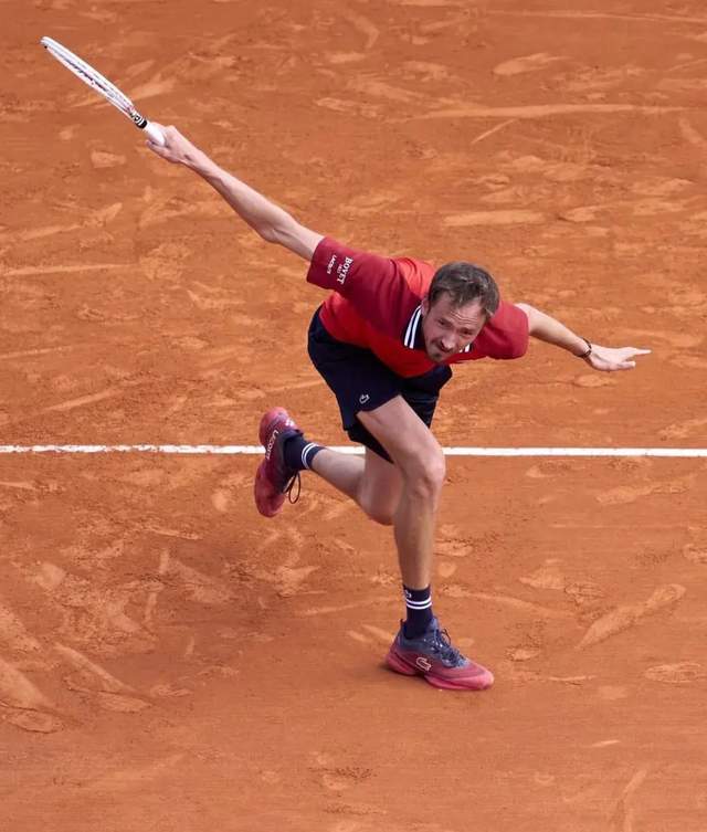 蒙特卡洛大师赛绝杀戴维斯杯，梅德韦杰夫刷新纪录的简单介绍